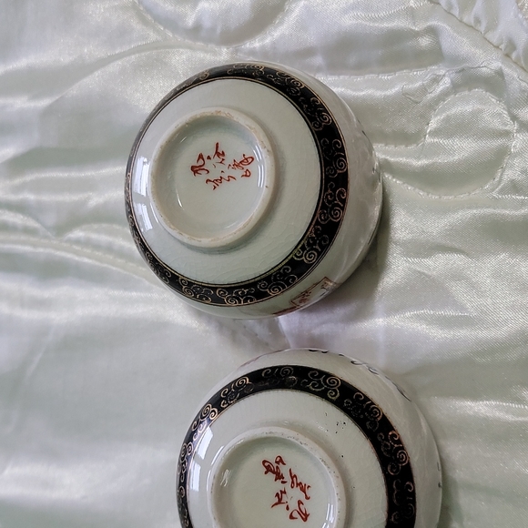 Japanese Ceramic Sake Cup Guinomi Sakazuki Vtg Pottery Gray Kanji Crackle 2 pc - Picture 5 of 5